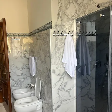 Casa Vacanze Leno Nyaraló
